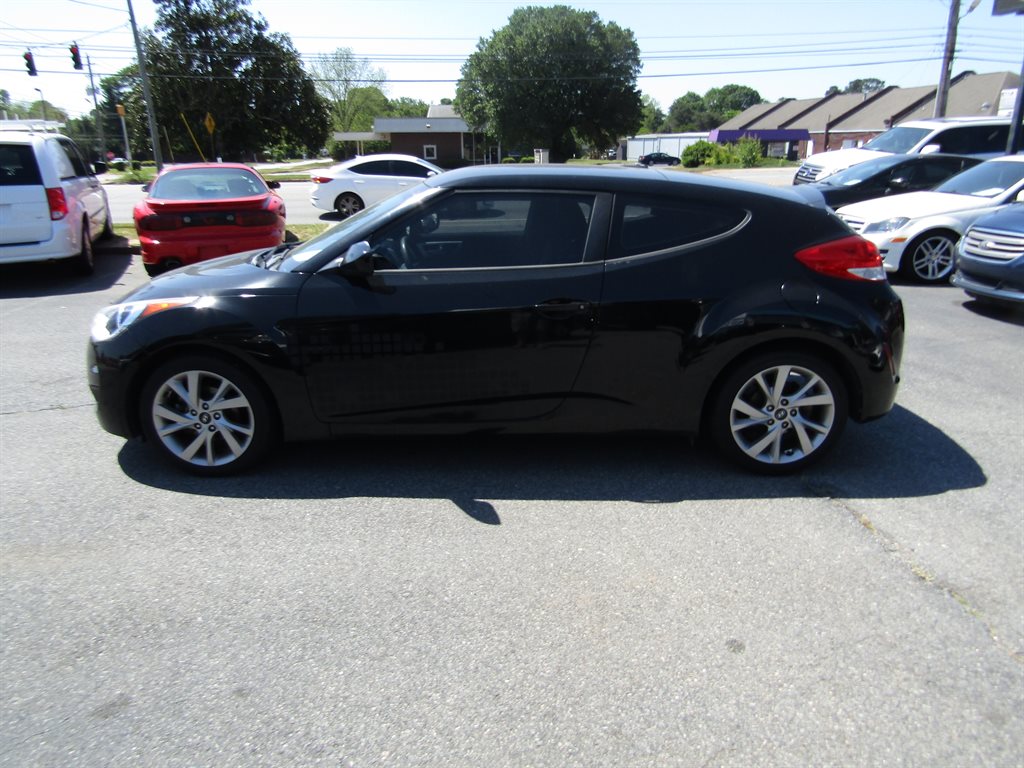Used 2016 Hyundai Veloster Base with VIN KMHTC6AD4GU294767 for sale in Warner Robins, GA