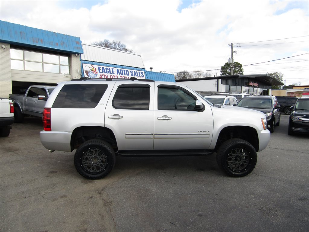 2014 Chevrolet Tahoe LT's photo