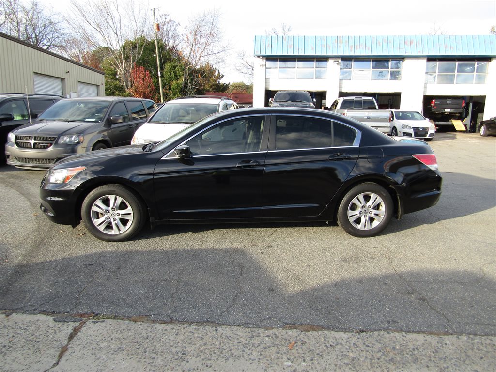 2011 Honda Accord SE's photo
